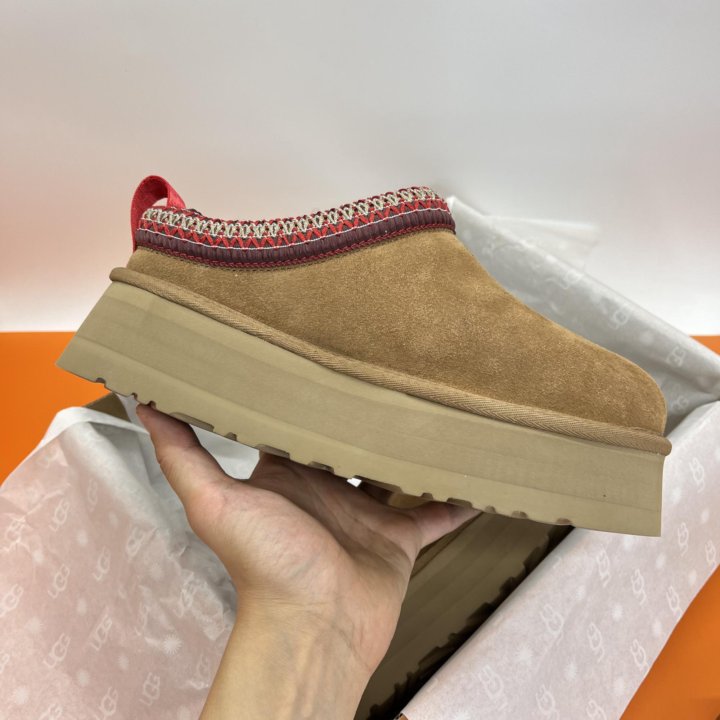 Ugg Tasman Slipper Chestnut