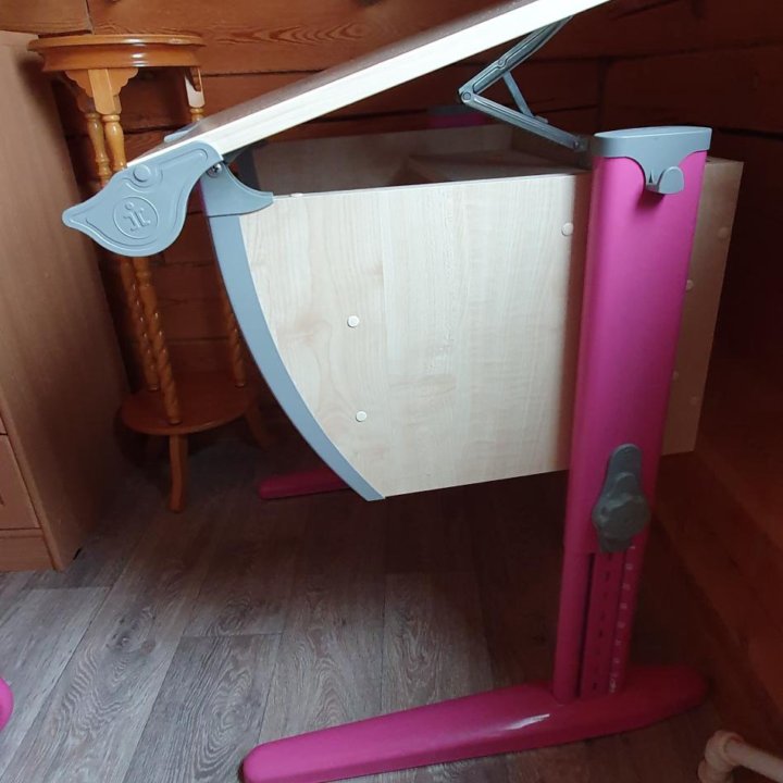 Детский стол со стуло