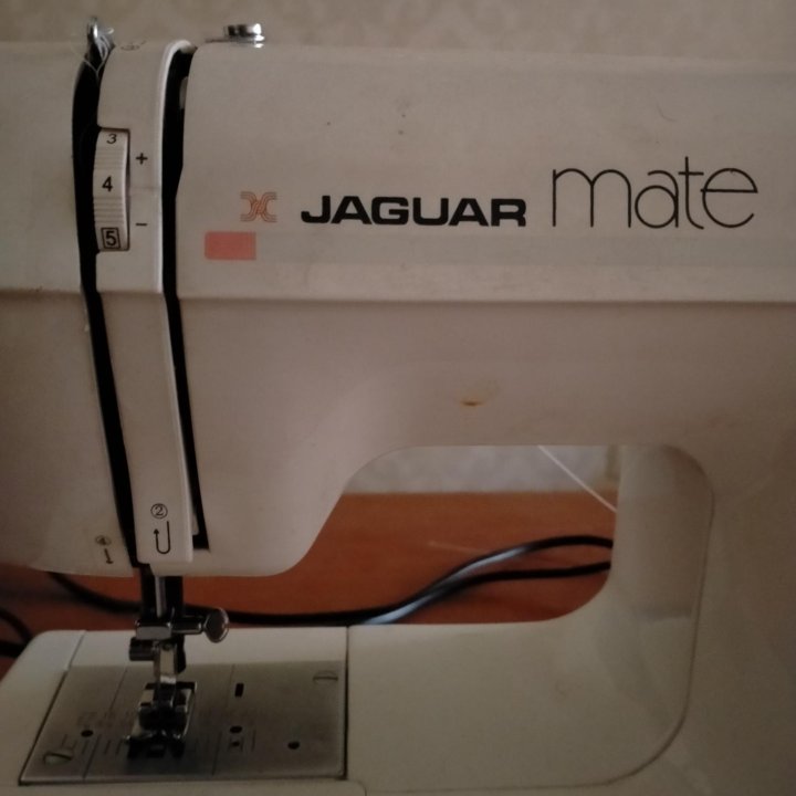 Швейная машинка Jaguar mate 383