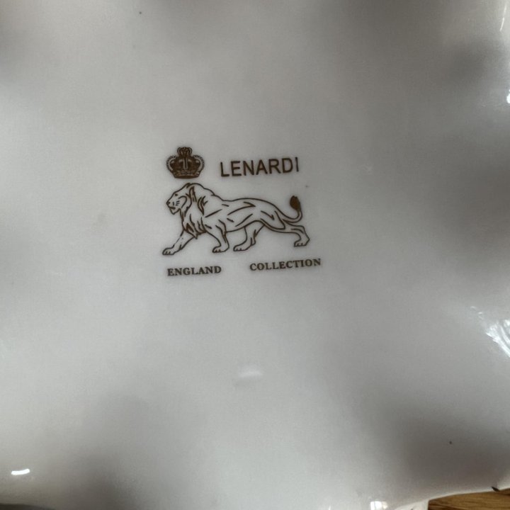 Ваза конфетница LENARDI