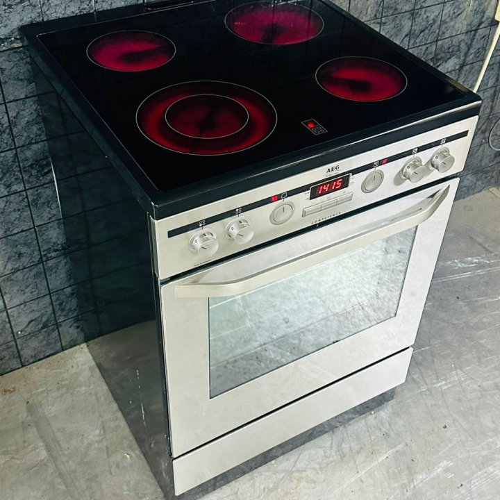 Плита электрическая AEG 41056VH-MN