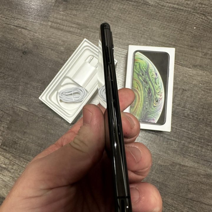 Продам iPhone XS 64Gb Space Gray РСТ