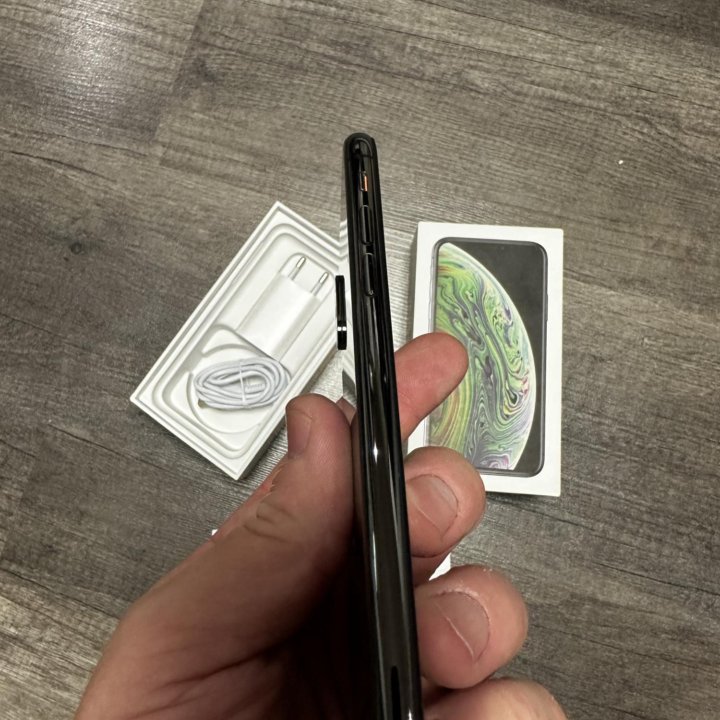 Продам iPhone XS 64Gb Space Gray РСТ