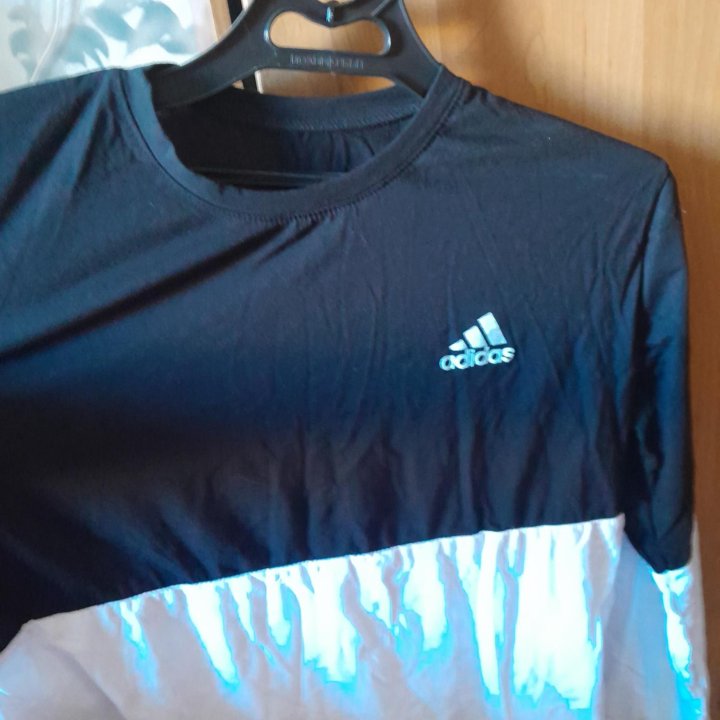 Свитшот adidas.унисекс.новый