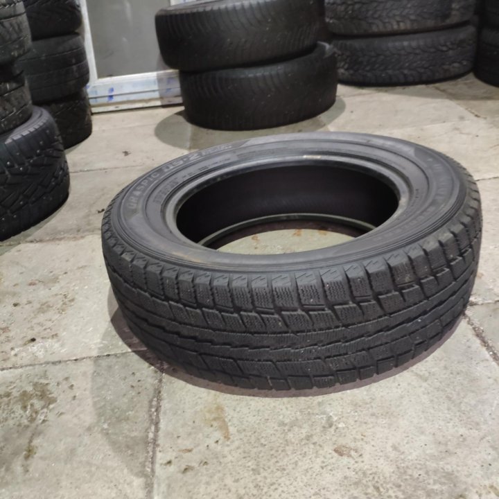 Dunlop 215/60/16 зима 1шт