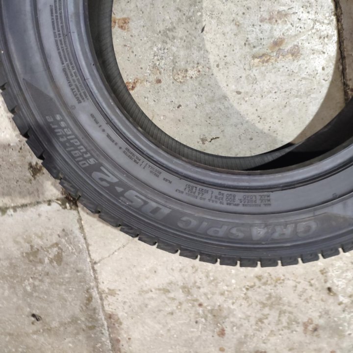 Dunlop 215/60/16 зима 1шт