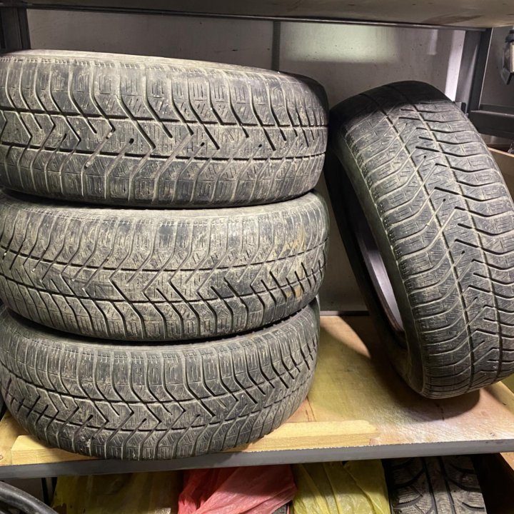 Pirelli Snowkontrol serie 3 winter 210