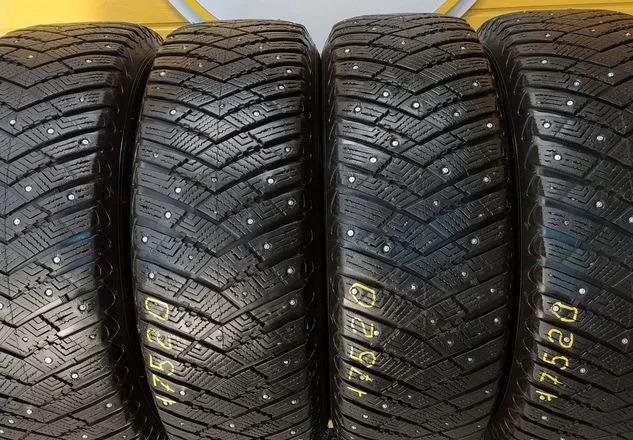 Goodyear Ultragrip Ice Arctic 245/65 R17