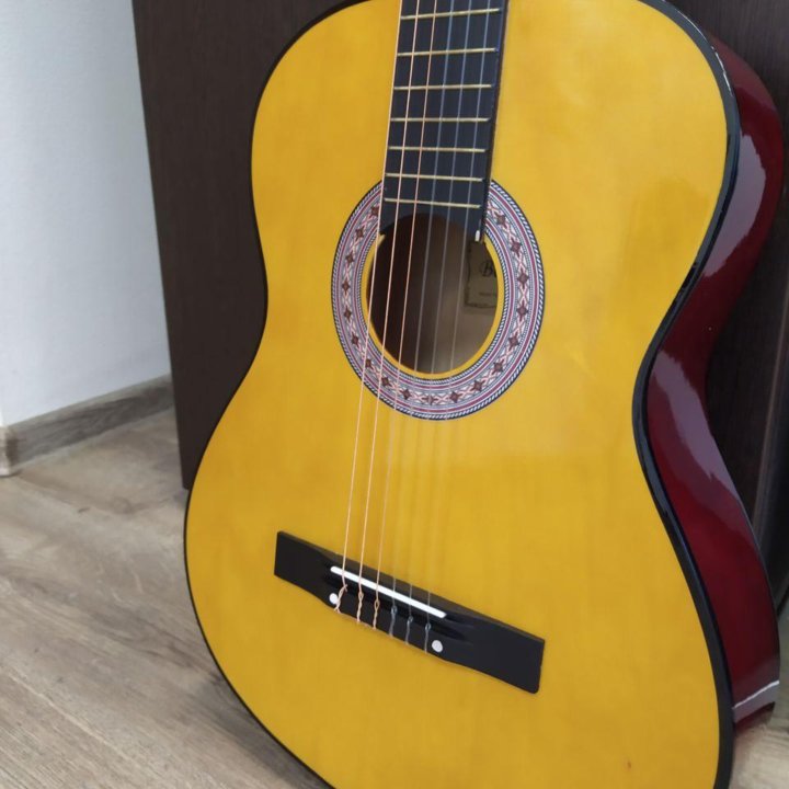 Классическая гитара разные расцветки