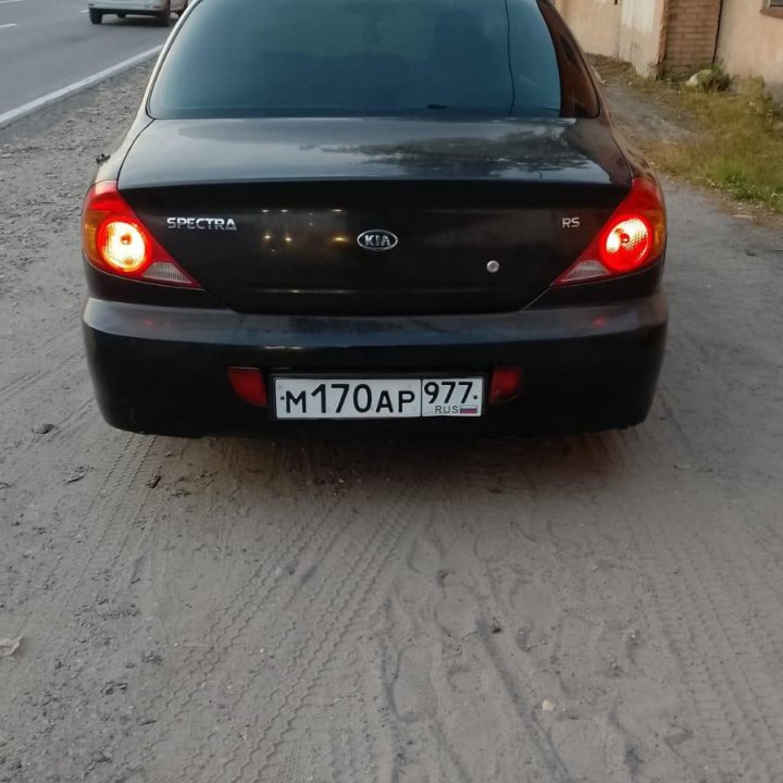 Kia Spectra, 2008