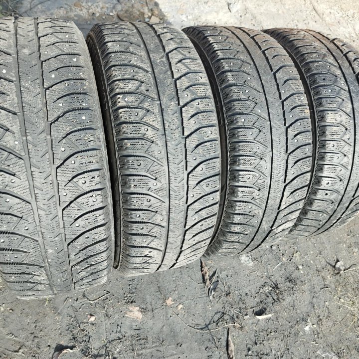 Bridgestone ICR-7000 (зима) 205/55 R16