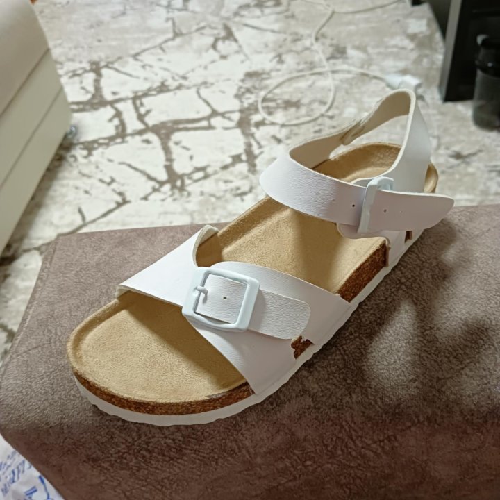 Босоножки для девочки