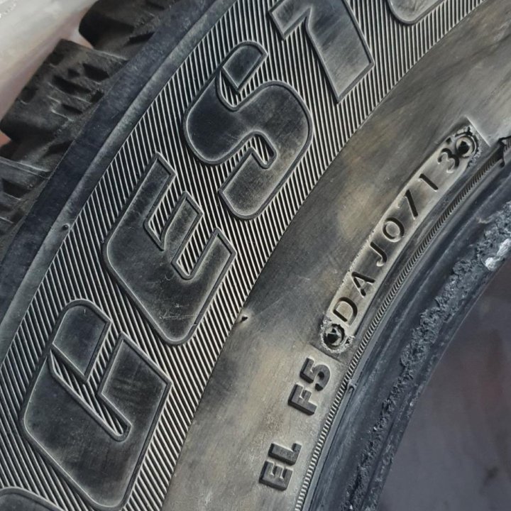 Резина Bridgestone 225/65 R17