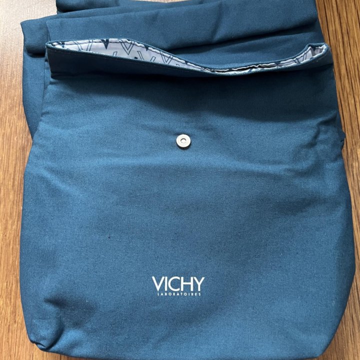 Косметичка Vichy