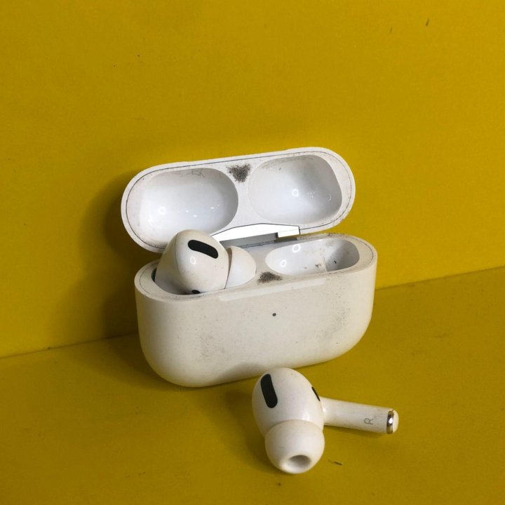 Наушники AirPods Pro