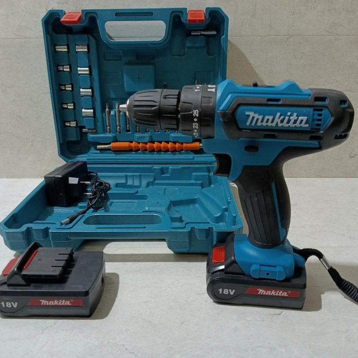 Шуруповерт Makita 18volt с набором