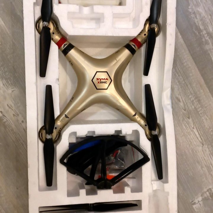 Квадрокоптер Syma X8HC