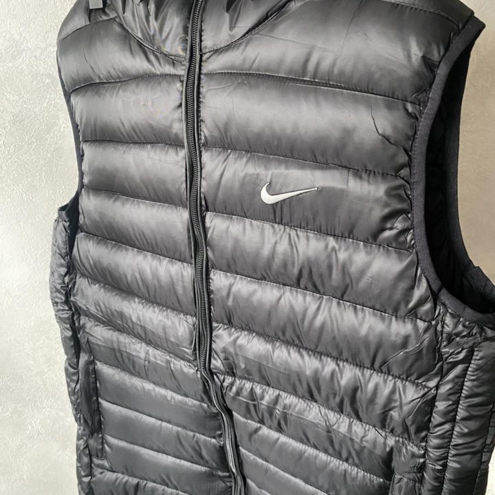 Жилет NIKE