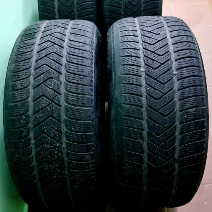 Pirelli Scorpion Winter 255/50/R19