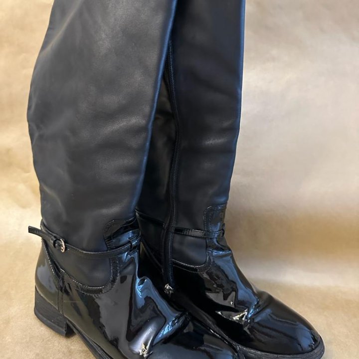 Кожаные сапоги