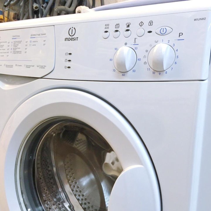 Indesit узкая, 1 год гарантии