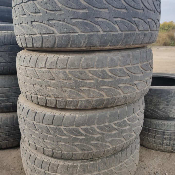 Bridgestone Dueler A/T 694, 265/65/17