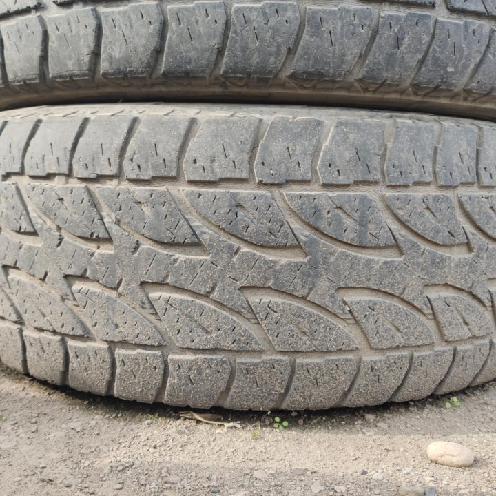 Bridgestone Dueler A/T 694, 265/65/17