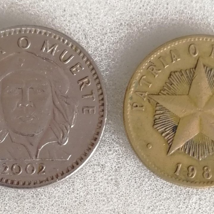 1 песо 1987 и 3 песо 2002 Куба