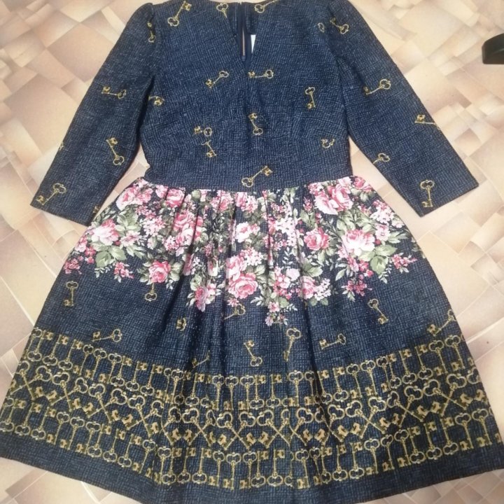 Платье 44 размер