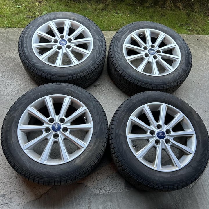 Колеса в сборе Ford с зимними шинами 205/60R16