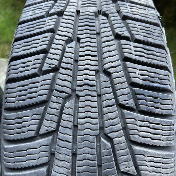 Колеса в сборе Ford с зимними шинами 205/60R16