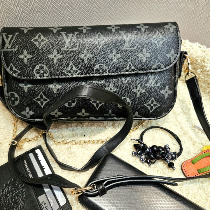 Новая сумочка в стиле Louis Vuitton 25х15 см