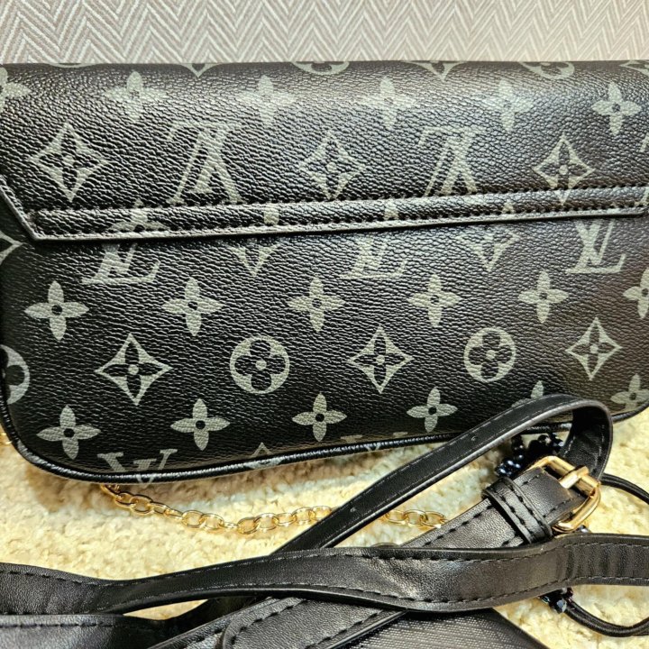 Новая сумочка в стиле Louis Vuitton 25х15 см