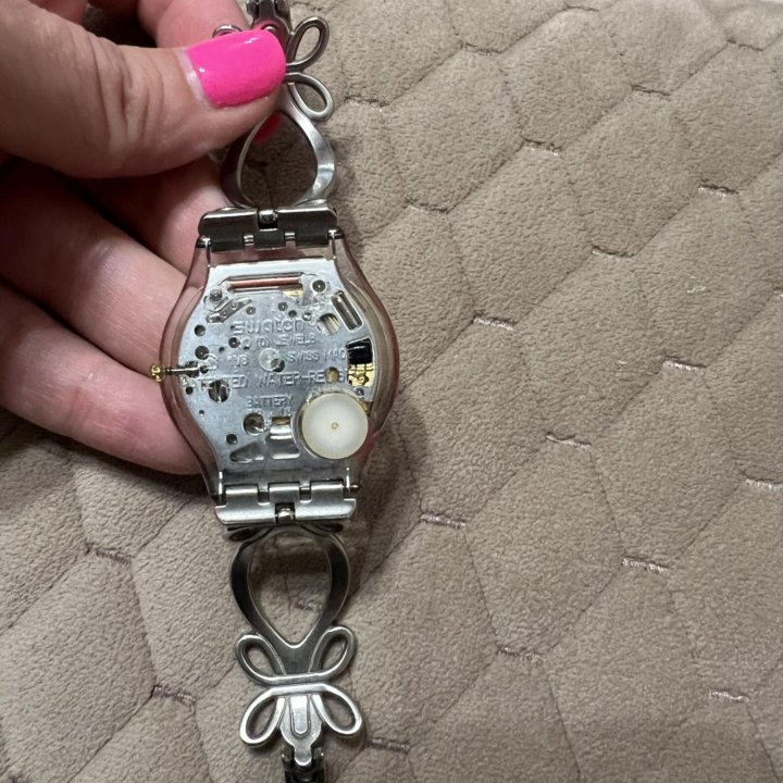 Часы swatch