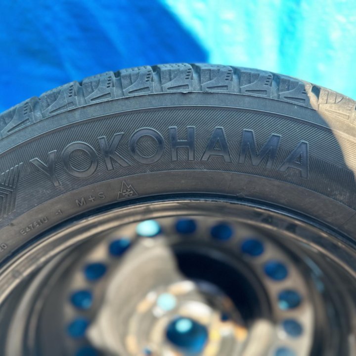 175/65 R15, 4x100, комплект зимних колес Япония