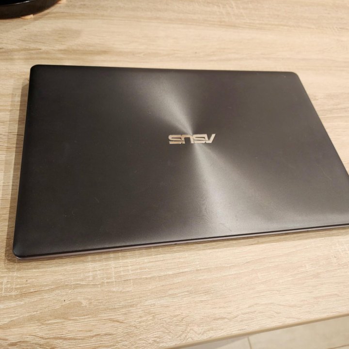 Asus X550D, AMD A10, 16gb, SSD, 2 видеокарты