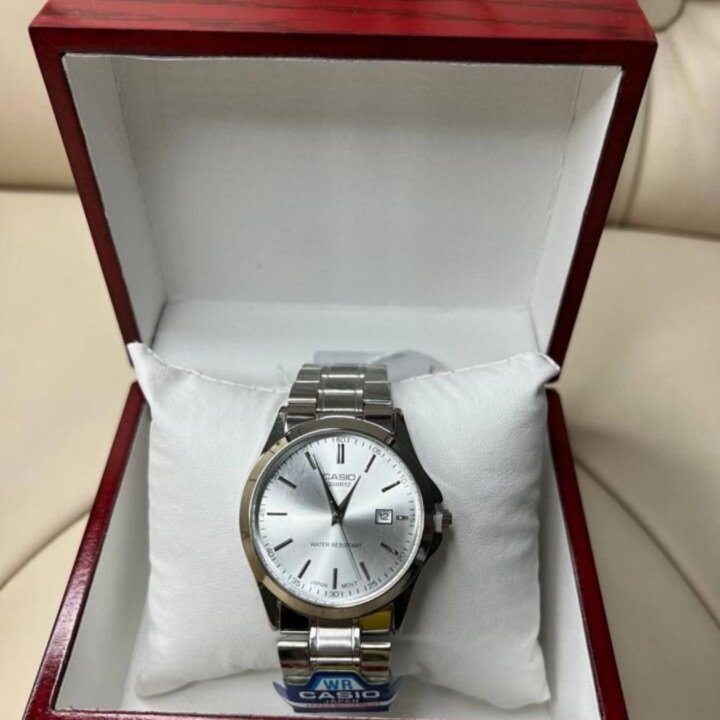 Часы Casio (40mm) Новые