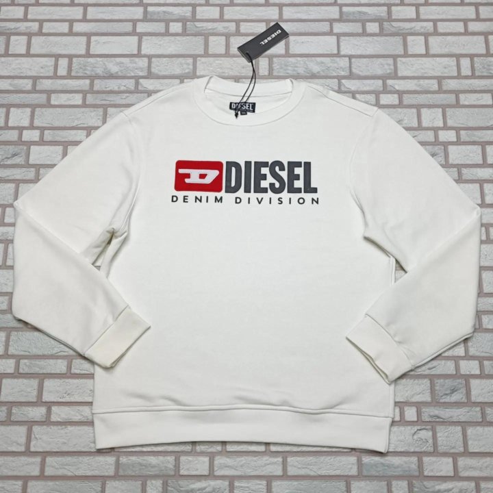 Белый свитшот diesel