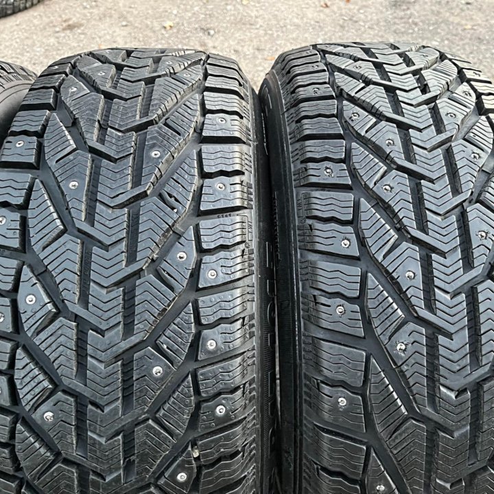 Зима Tigаr Iсe 225/55 R17 101T 1 месяц