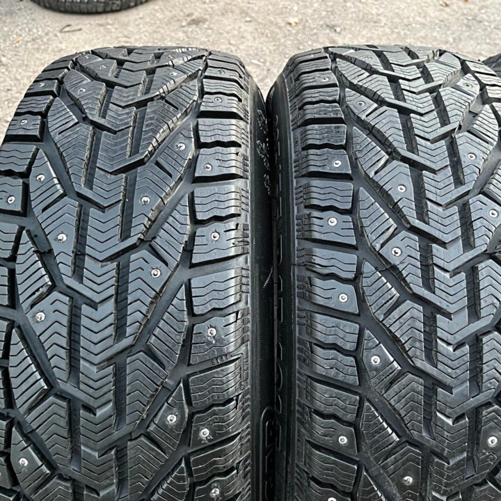 Зима Tigаr Iсe 225/55 R17 101T 1 месяц