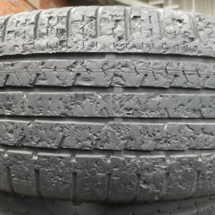 215/65 R16 Continental CrossContact LX