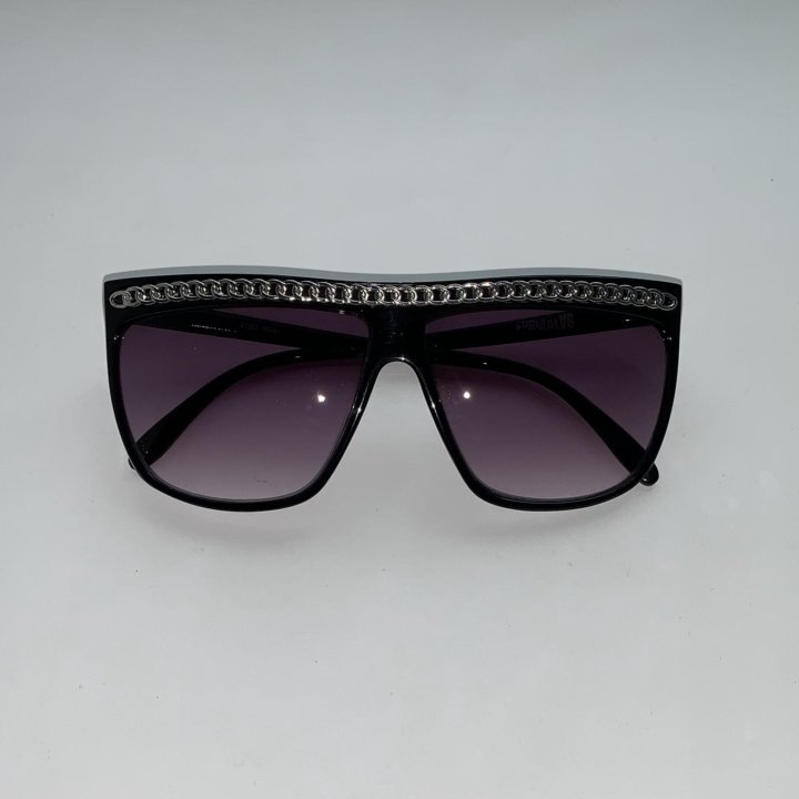 Очки солнцезащитные