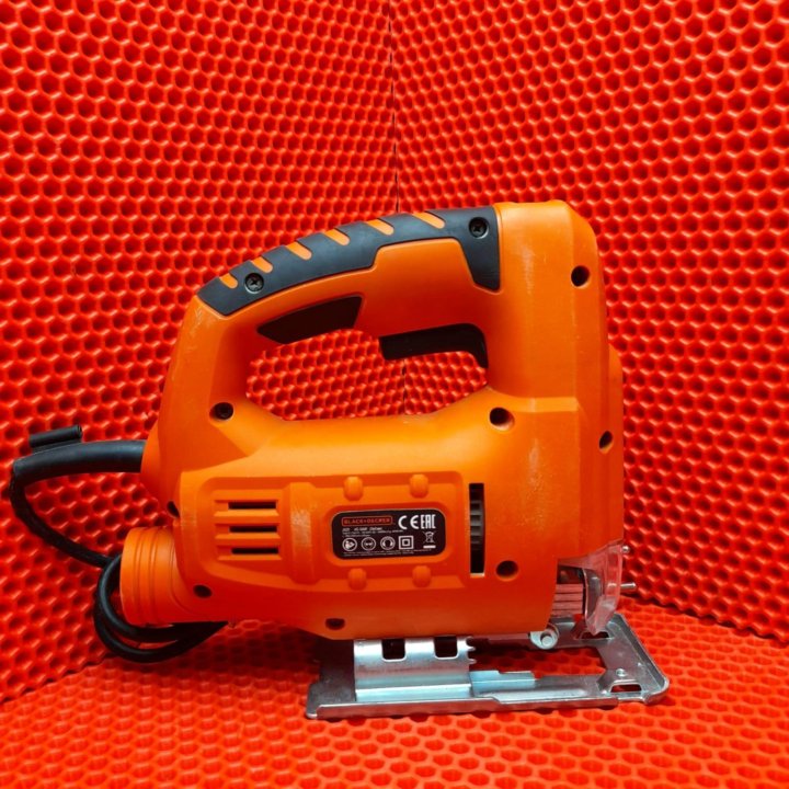 Эл.Лобзик Black Decker JS20 (бв)