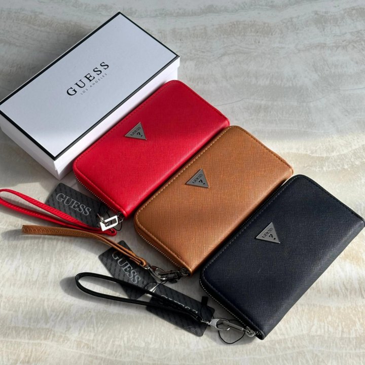 Кошельки GUESS