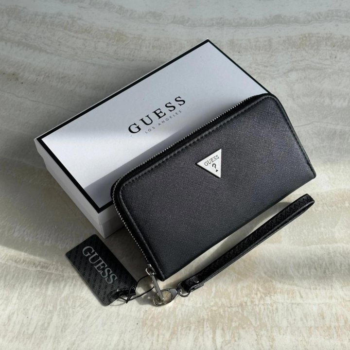 Кошельки GUESS