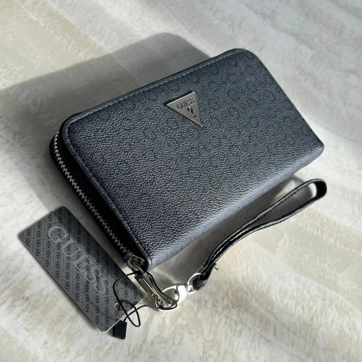 Кошельки GUESS