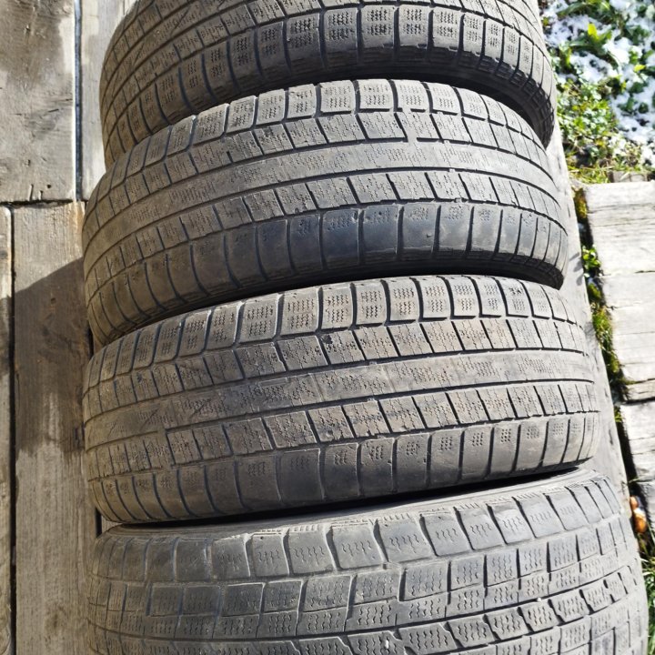 Hankook (липучка) 195/65 R15