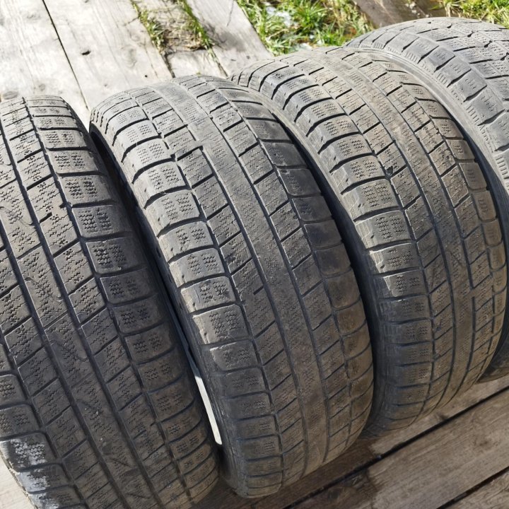 Hankook (липучка) 195/65 R15