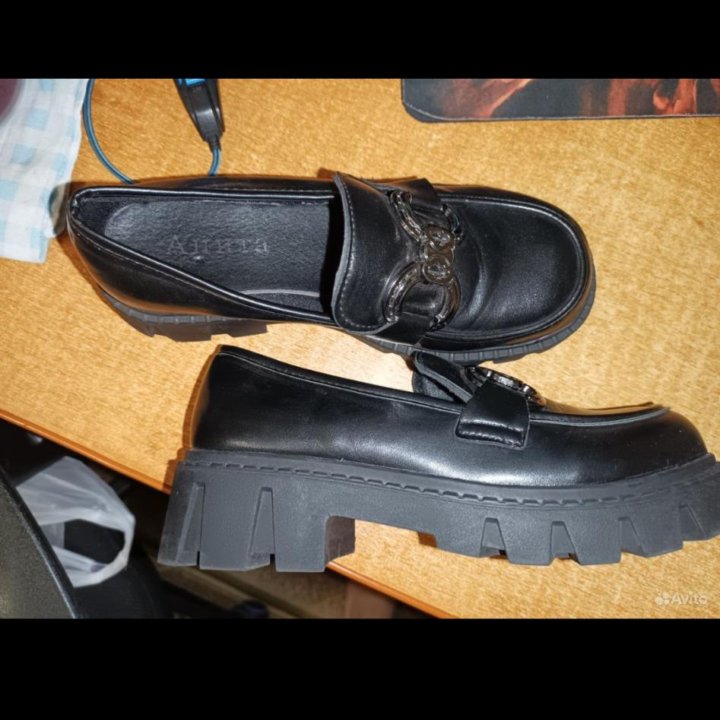 Лоферы 38 размер