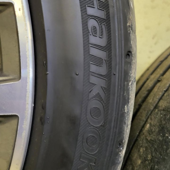 Продам разгоширокие шины pirelli Hankook